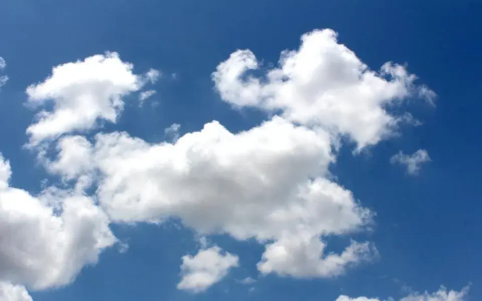Picture of a cloud. 